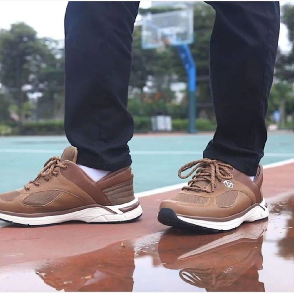 ZEBAS Men's Hands-free Zeba Sneakers in Brown Sz13